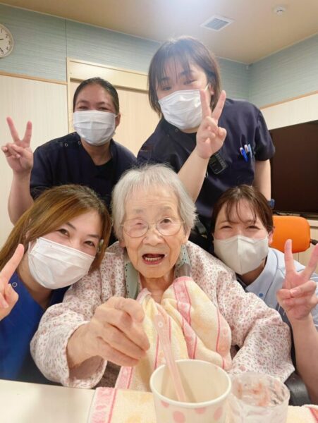 🌸喫茶さくら🌸・・・ユニット編 k4image 00 42 451x600 - 🌸喫茶さくら🌸・・・ユニット編