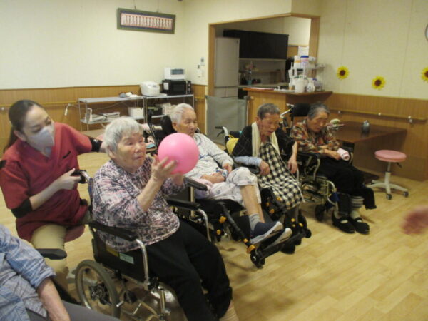 IMG 0031 600x450 - 🎈機能訓練してます🥎🎳✨