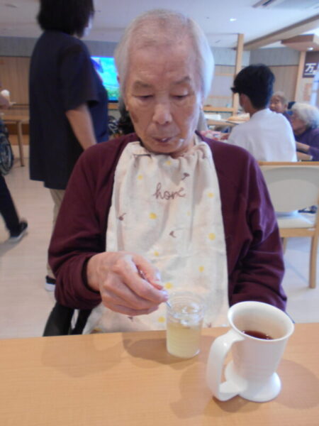 DSCN1777 450x600 - ～9月の秋行事　笑顔がたくさん見れました☺～