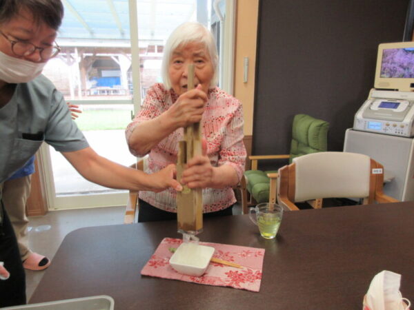 IMG 3042 600x450 - 【季節行事】ところ天つき