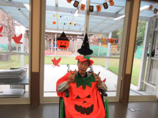 IMG 5157 600x450 - 【季節行事】ハロウイン仮装大会①