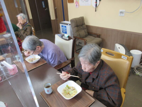 【季節行事】鍋忘年会 IMG 6277 600x450 - 【季節行事】鍋忘年会