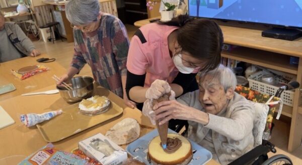 IMG 0377 600x329 - クリスマスパーティー🎄