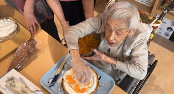 IMG 0384 600x324 - クリスマスパーティー🎄