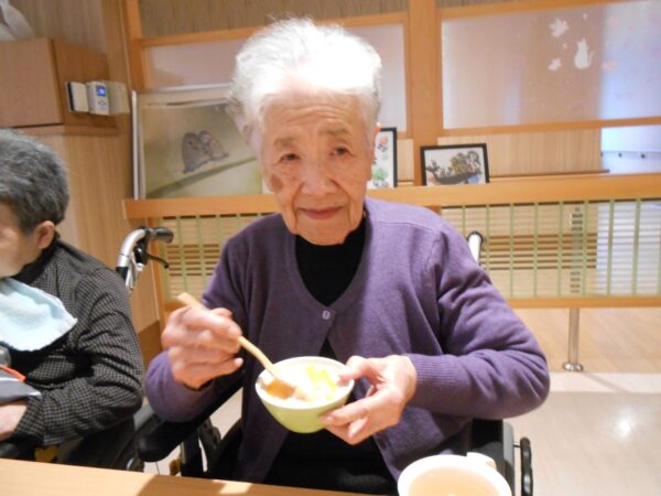 DSCN0371 600x450 - 10月のお誕生日会(*&acute;▽｀*)✨🎁