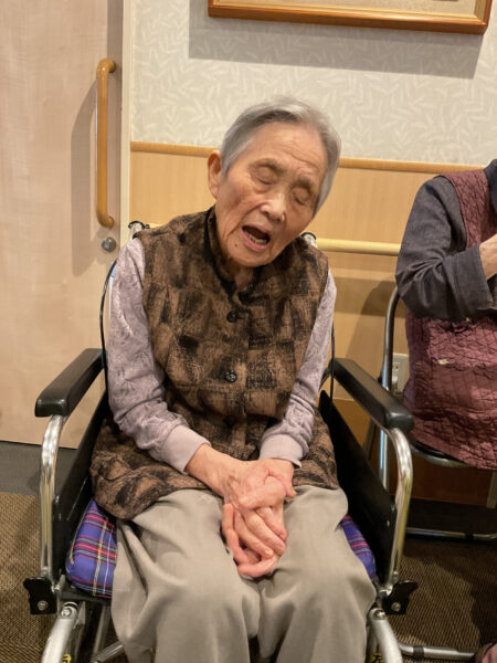 IMG 0681 450x600 - 秋祭りリハビリレク＆音楽鑑賞