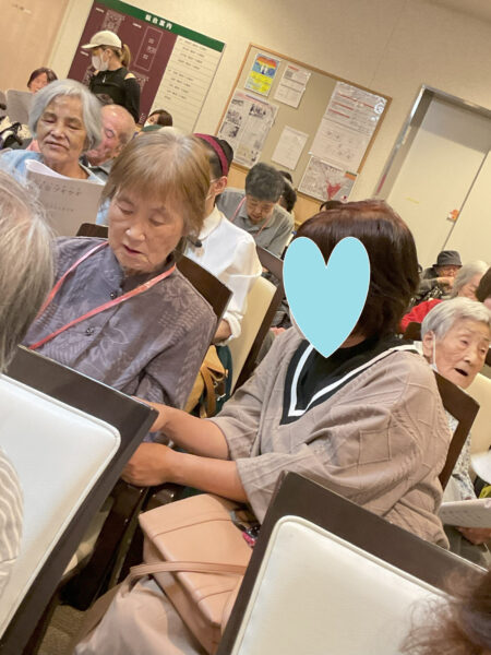 IMG 0712 450x600 - 秋祭りリハビリレク＆音楽鑑賞