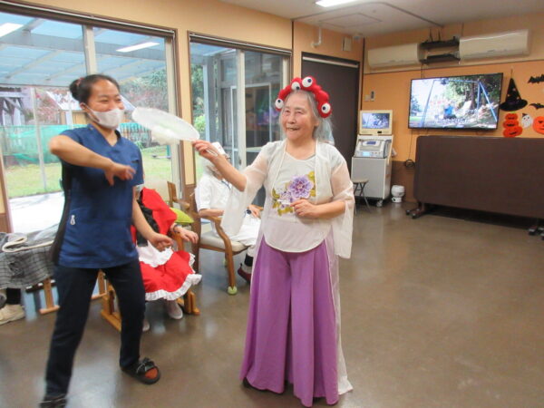 IMG 2662 600x450 - 【季節行事】ハロウイン仮装大会⓶