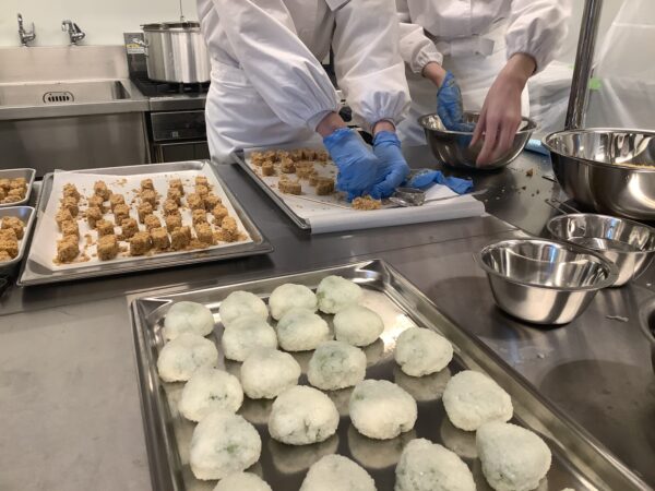 IMG 3358 600x450 - 三重短期大学生との地域連携事業