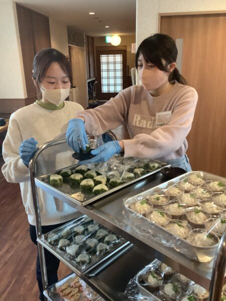 IMG 3394 450x600 - 三重短期大学生との地域連携事業