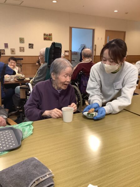 IMG 3447 450x600 - 三重短期大学生との地域連携事業