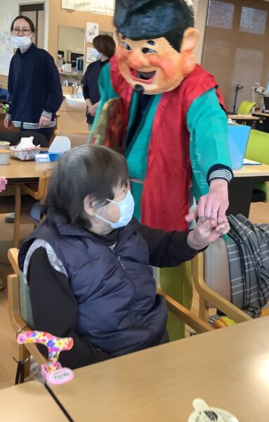 f5280986ce5044ca81db398b548f7de6 383x600 - ２月のデイケアの様子