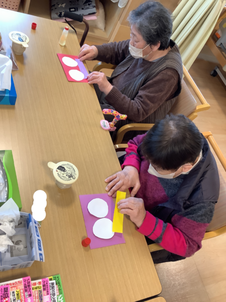9848aa21e430b2f7700bd1769ba85a20 450x600 - 🌸３月のデイケアの様子🌸