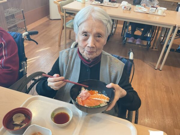 IMG 0746 600x450 - 海鮮丼🐟