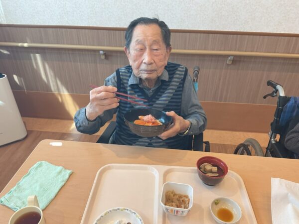 IMG 0749 600x450 - 海鮮丼🐟