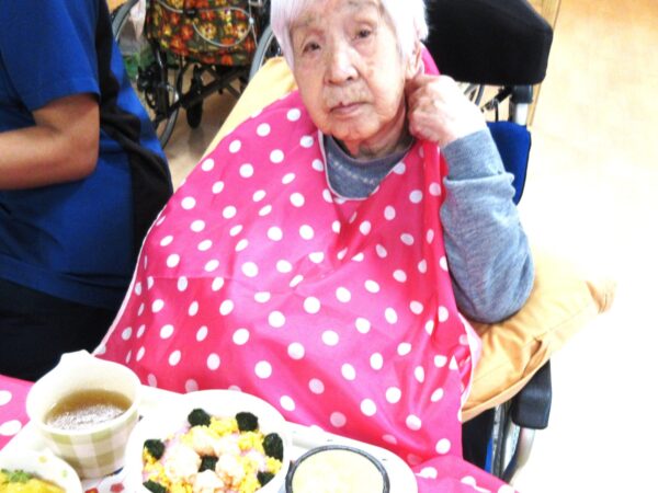 IMG 0902 600x450 - ユニット行事　ひな祭り🎎(^&omega;^)