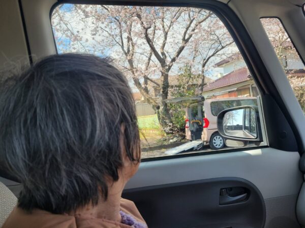 1000012398 600x450 - ４月　お花見に行ってきました🌸