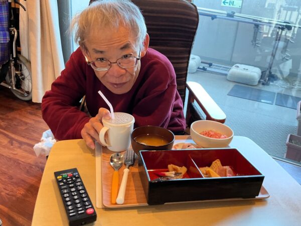 IMG 01551 600x450 - ４月行事食『春の松花堂弁当』🍱✨