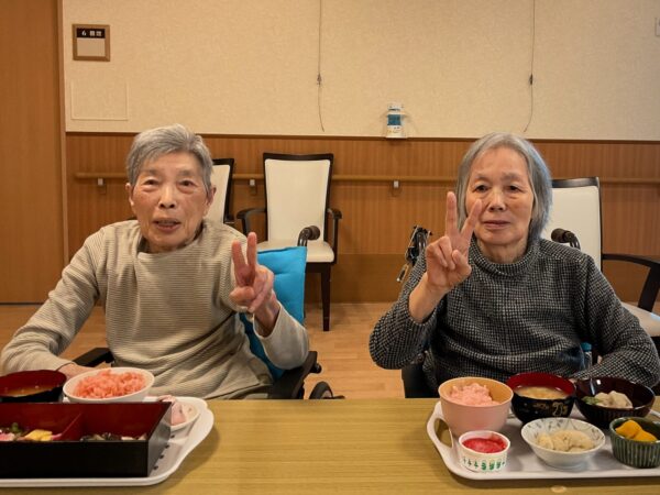 IMG 0265 600x450 - ４月行事食『春の松花堂弁当』🍱✨