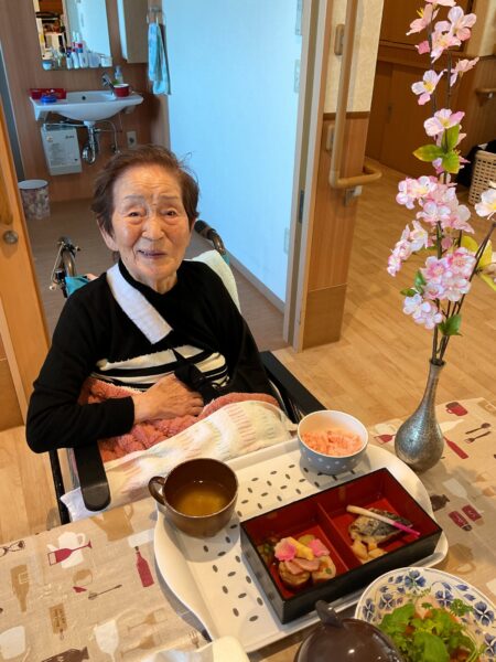 4月行事食『春の松花堂弁当』🍱✨ IMG 0391 1 450x600 - 4月行事食『春の松花堂弁当』🍱✨
