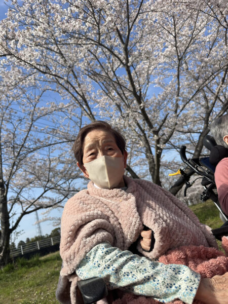 IMG 0651 1 450x600 - ４月　お花見に行ってきました🌸