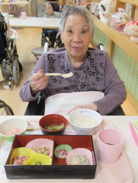 IMG 0930 453x600 - 行事食　松花堂弁当🌸