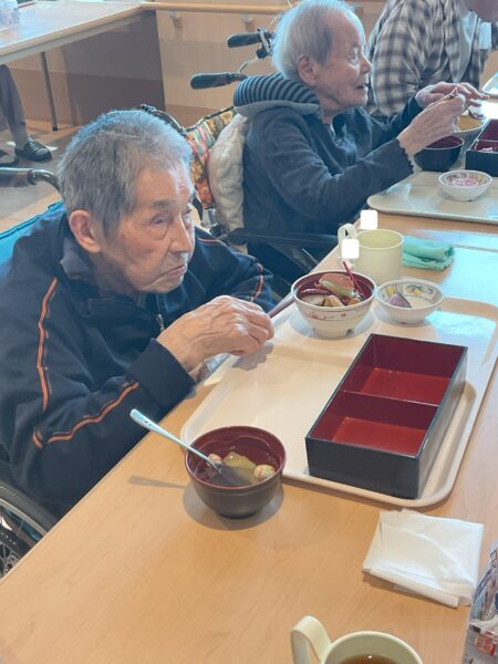 IMG 0585 450x600 - 春の松花弁当🌸