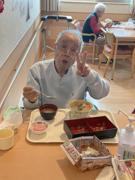 IMG 0588 450x600 - 春の松花弁当🌸