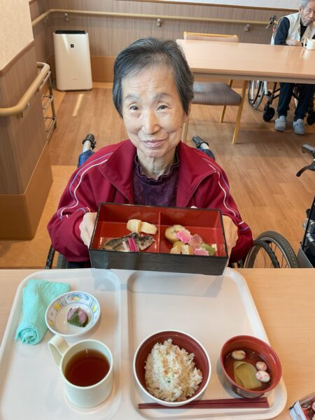 IMG 0833 450x600 - 春の松花弁当🌸