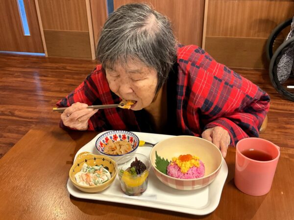 IMG 0374 600x450 - ６月行事食『あじさい寿司膳』🍱
