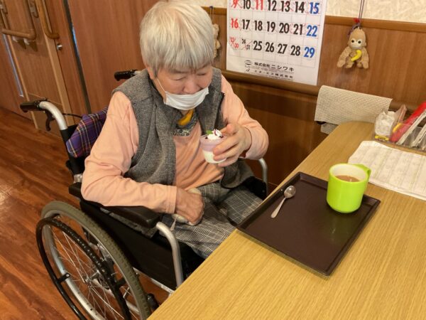 IMG 0296 600x450 - 三重短期大学生が『ブルーベリームース🍇』を作ってくれました😆💕