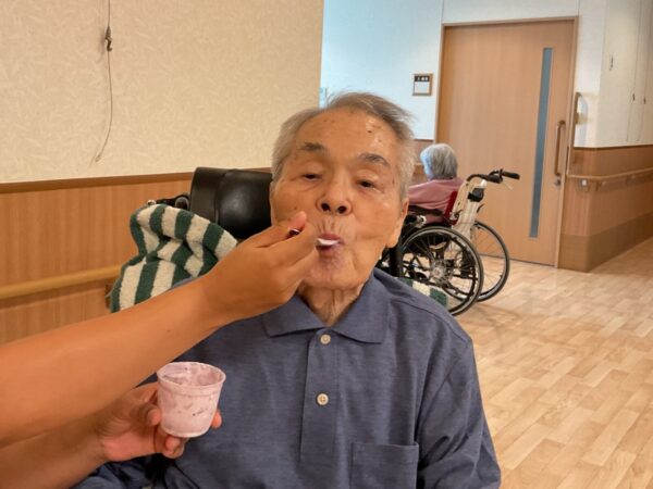 IMG 2665 600x450 - 三重短期大学生が『ブルーベリームース🍇』を作ってくれました😆💕