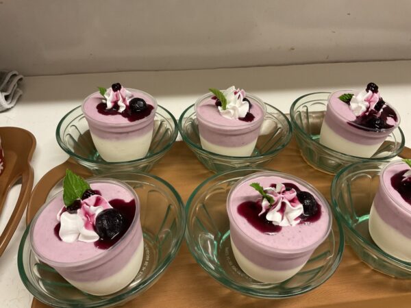 三重短期大学生が『ブルーベリームース🍇』を作ってくれました😆💕 IMG 2697 600x450 - 三重短期大学生が『ブルーベリームース🍇』を作ってくれました😆💕