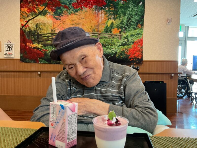 IMG 2729 800x600 - 三重短期大学生が『ブルーベリームース🍇』を作ってくれました😆💕