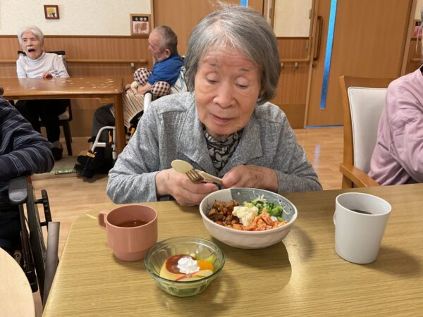 IMG 1623 600x450 - 10月行事食　大人になってもワクワク♪ 大人様ランチ🍝🍮✨