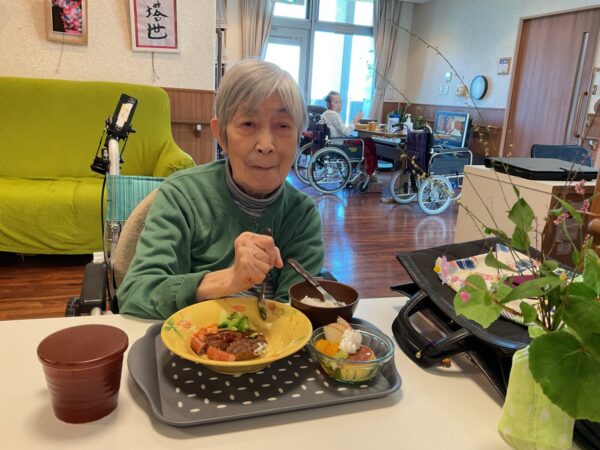 IMG 1631 600x450 - 10月行事食　大人になってもワクワク♪ 大人様ランチ🍝🍮✨